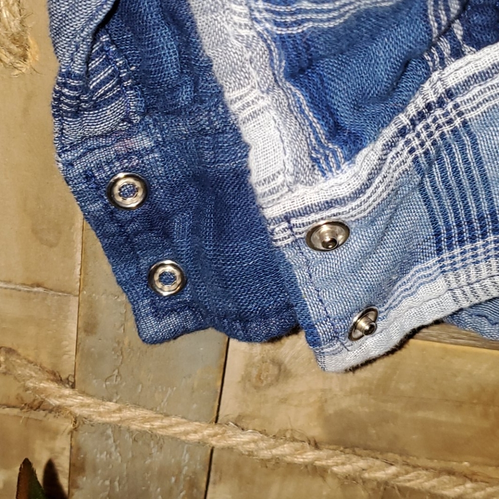 Gap Top - Picture 5 of 6
